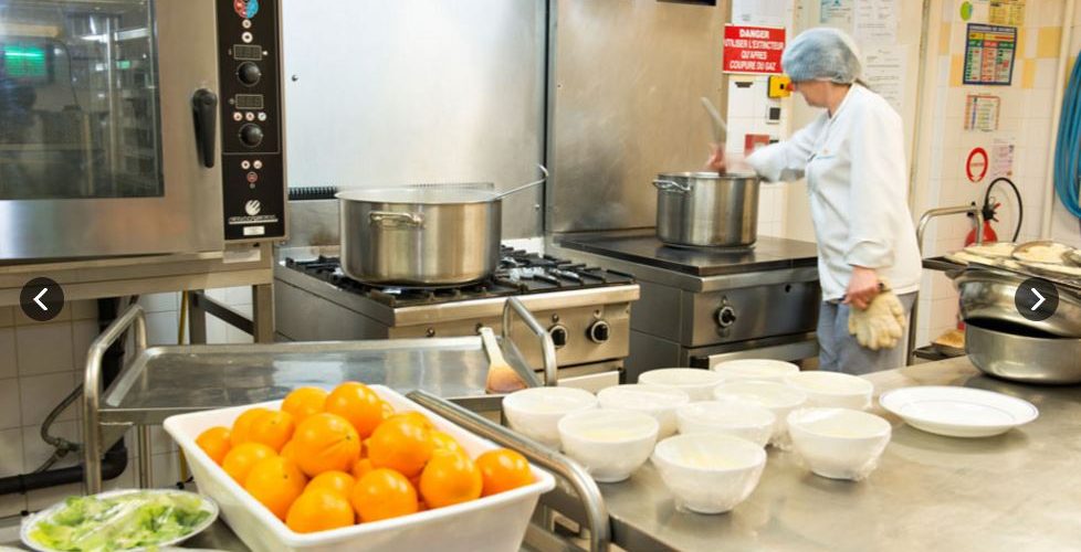 cl_les_bruyeres_-_cuisine_-_1 cl_les_bruyeres_-_cuisine_-_1
