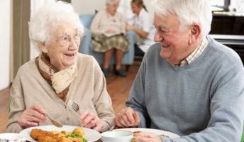 repas-personnes-agees